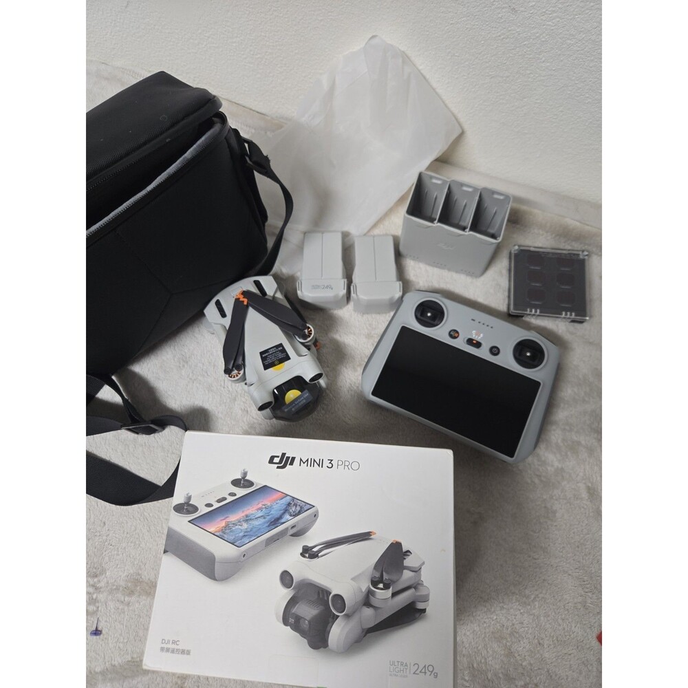 DJI MINI 3 PRO DRONE W/ DISPLAY CONTROLLER Fiters, BARELY FLOWN 1 Plus Battery